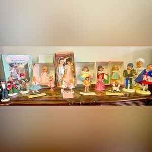 Madame Alexander Doll - 19 Doll Lot
